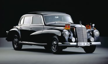 Mercedes-300-D-Adenauer-370x220.jpg