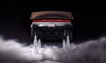 Nuovo-Tesla-Roadster-35-scaled-e1792126695819-370x220.jpg
