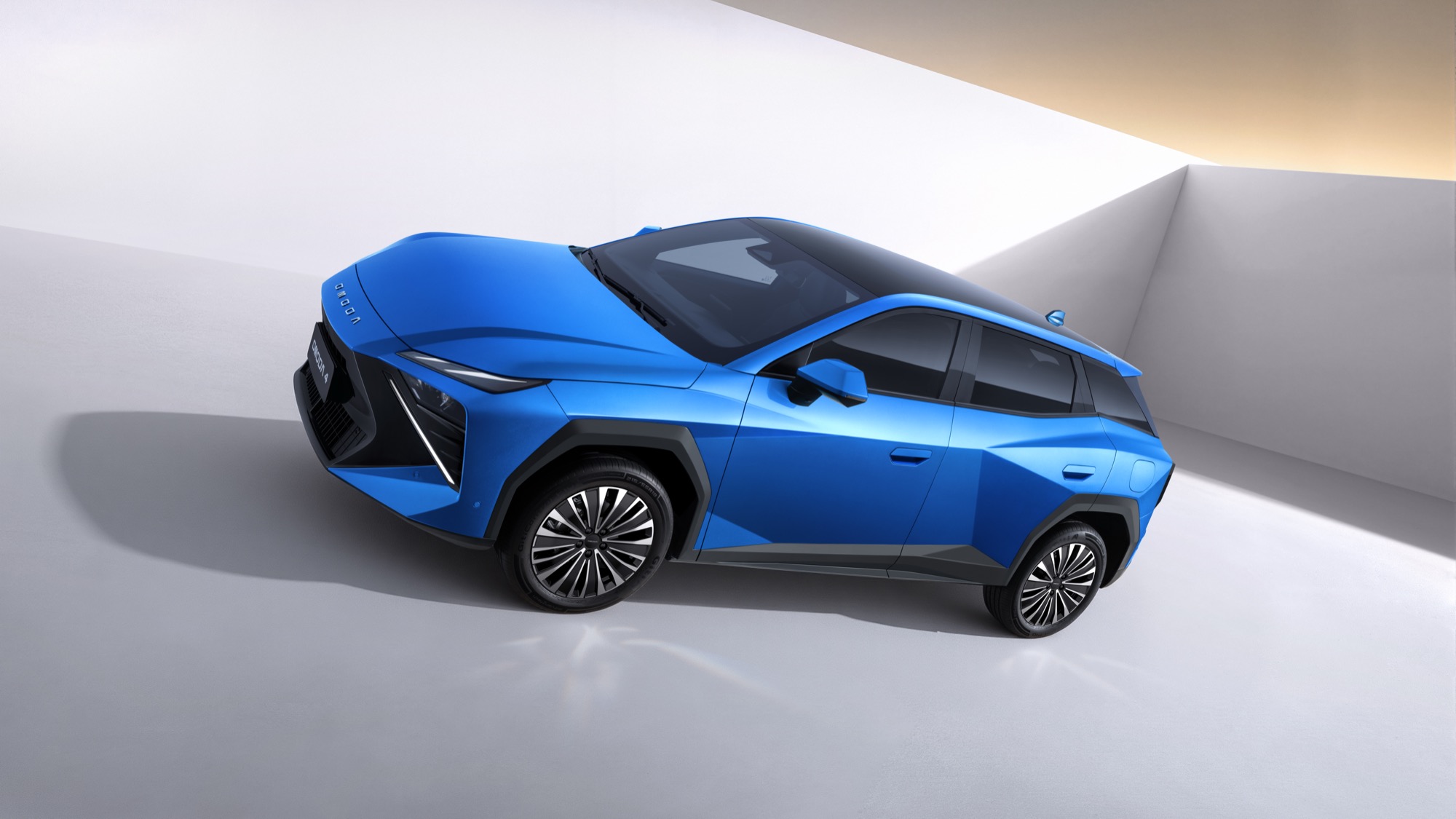 OMODA 4