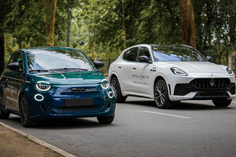Stellantis e Wayve presentano la guida autonoma di Livello 2++ 2