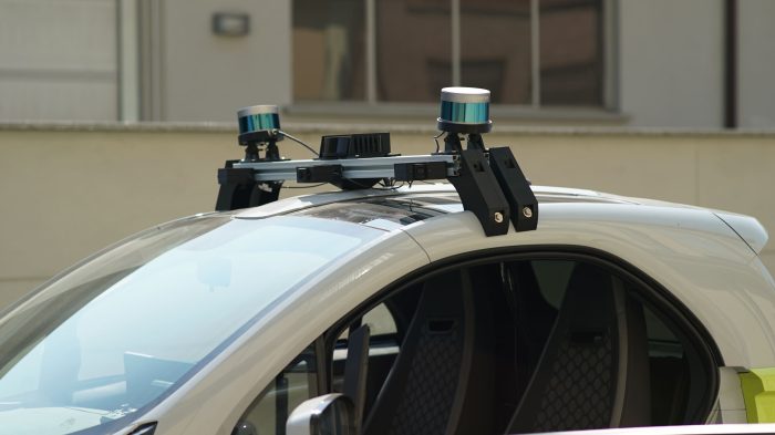 Guida autonoma a Torino, il progetto ENVELOPE sbarca su strada 5 TEORESI FOTO auto guida autonoma 700x393