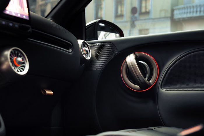 smart #2, il formidabile ritorno. 82 cv elettrici, 290 km di autonomia, prezzo da 19.900 euro 7 smart 2 Premium Laser Red 25 700x467